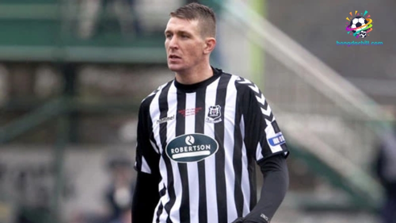 Paul Millar có chiều cao đáng kinh ngạc lên tới 2m8