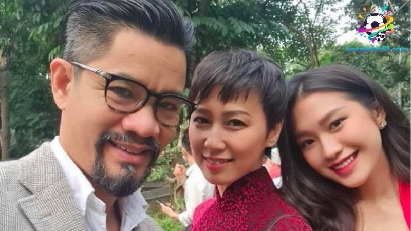 Gia thế gia đình vợ của Đoàn Văn Hậu