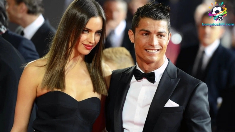 Irina Shayk và Cristiano Ronaldo từng là chuyện tình được săn đón